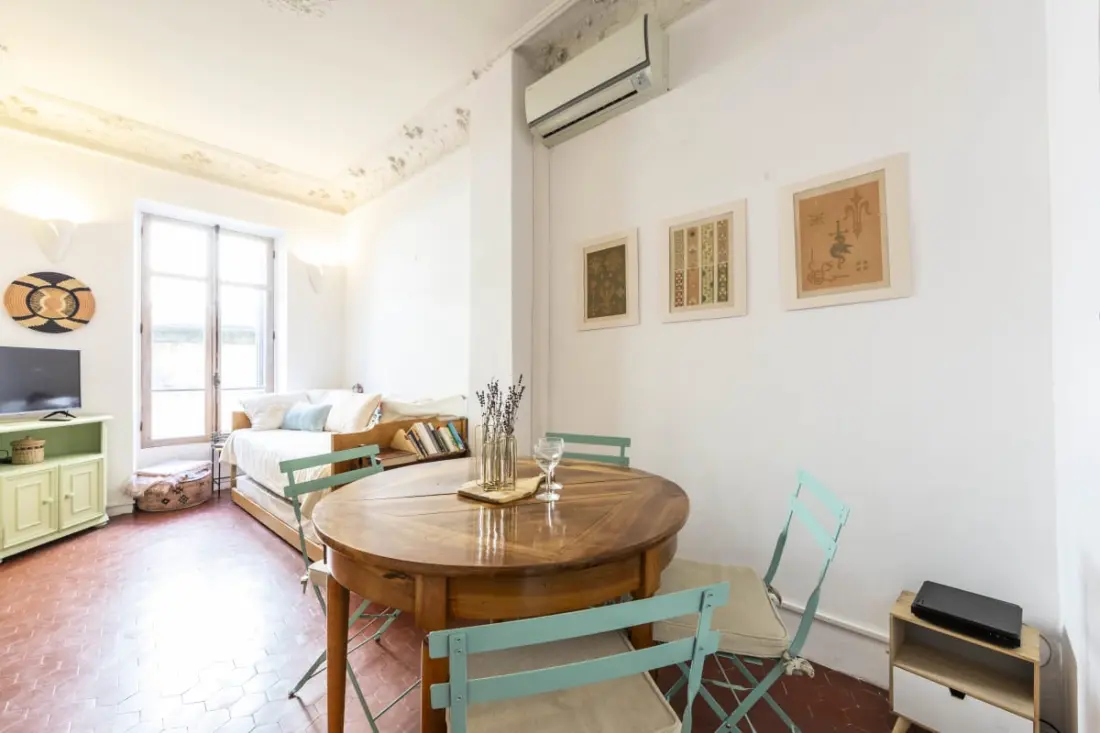 Résidence Grand Studio Au Cœur De Cannes Meynadier, Quartier De La Vieille Ville !