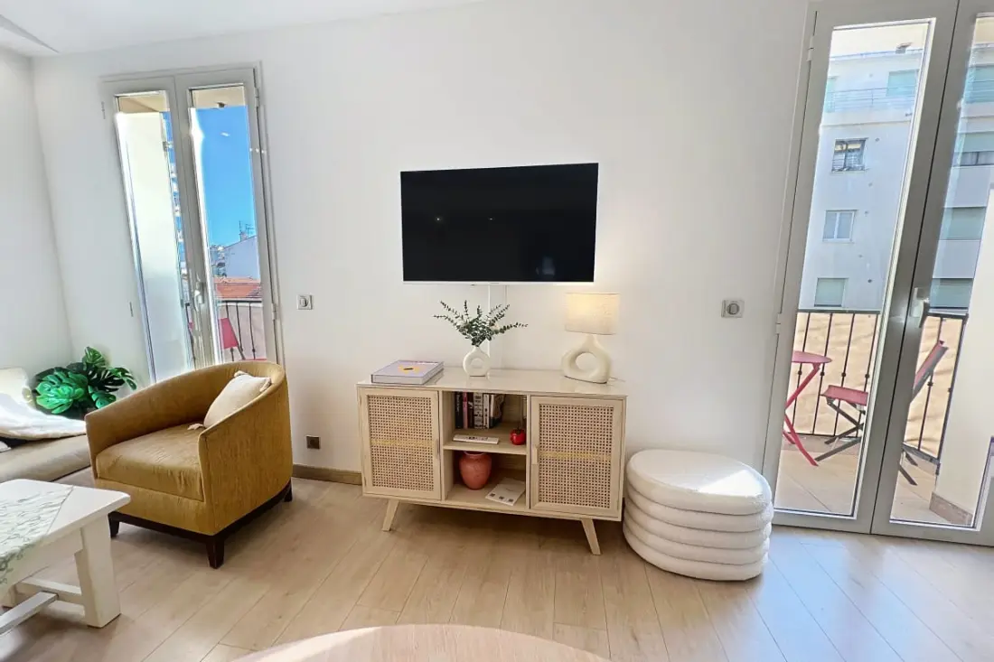 Cannes Près Centre - 3 Pcs Mezzanine Balcons Charme Absolu Olam Properties