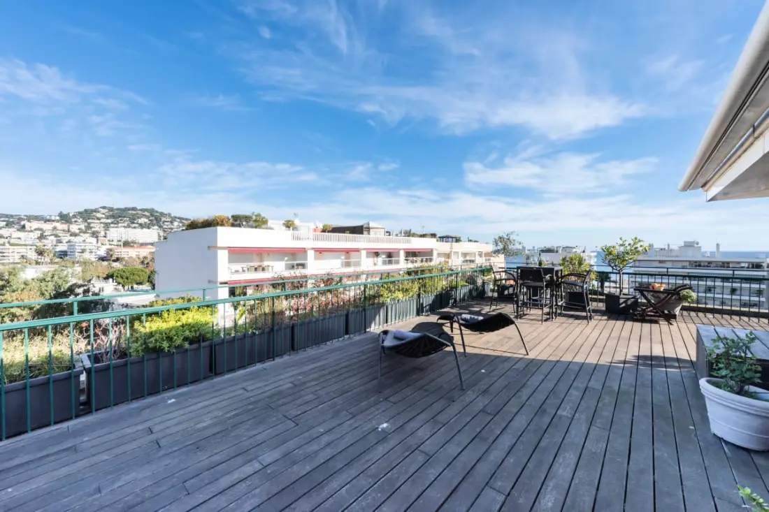 Résidence Duplex Avec Rooftop Vue Mer – Palm Beach
