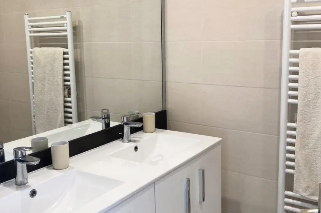 Joli Cocon Familial De 65 M² Proche De La Mer
