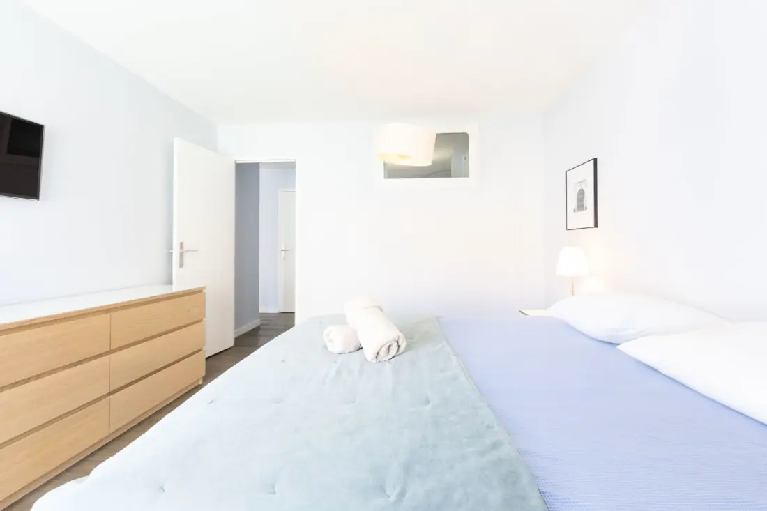 Résidence Moderne Appartement 2 Chambres/1 Salle De Bain, Terrasse Calme/aperçu Mer