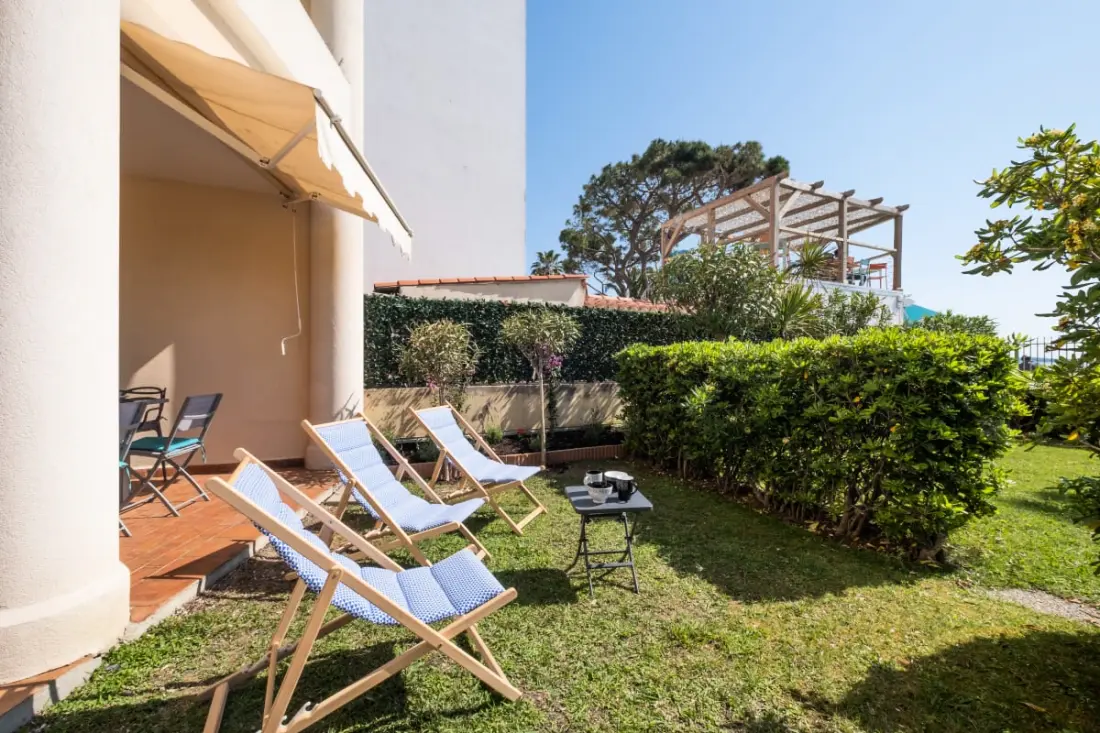 Résidence Rare ! Superbe 3 Pièces Avec Jardin Face à La Mer