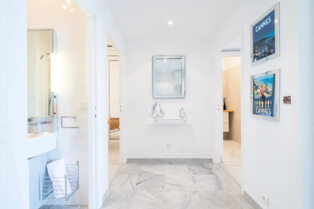 Résidence Rare ! Superbe 3 Pièces Avec Jardin Face à La Mer