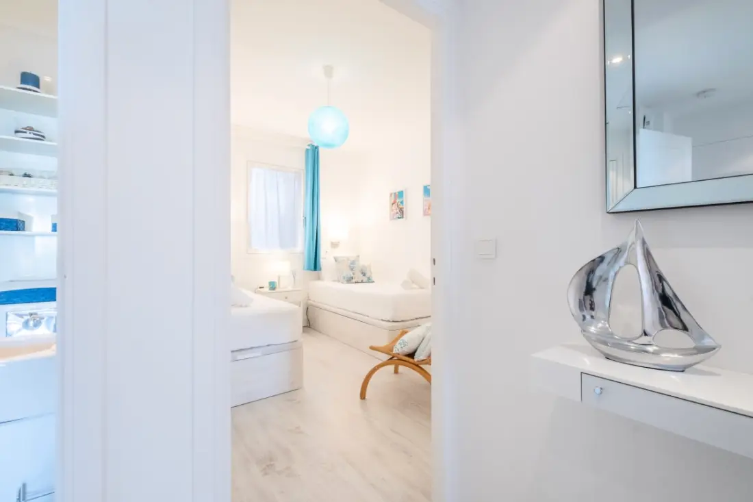 Résidence Rare ! Superbe 3 Pièces Avec Jardin Face à La Mer