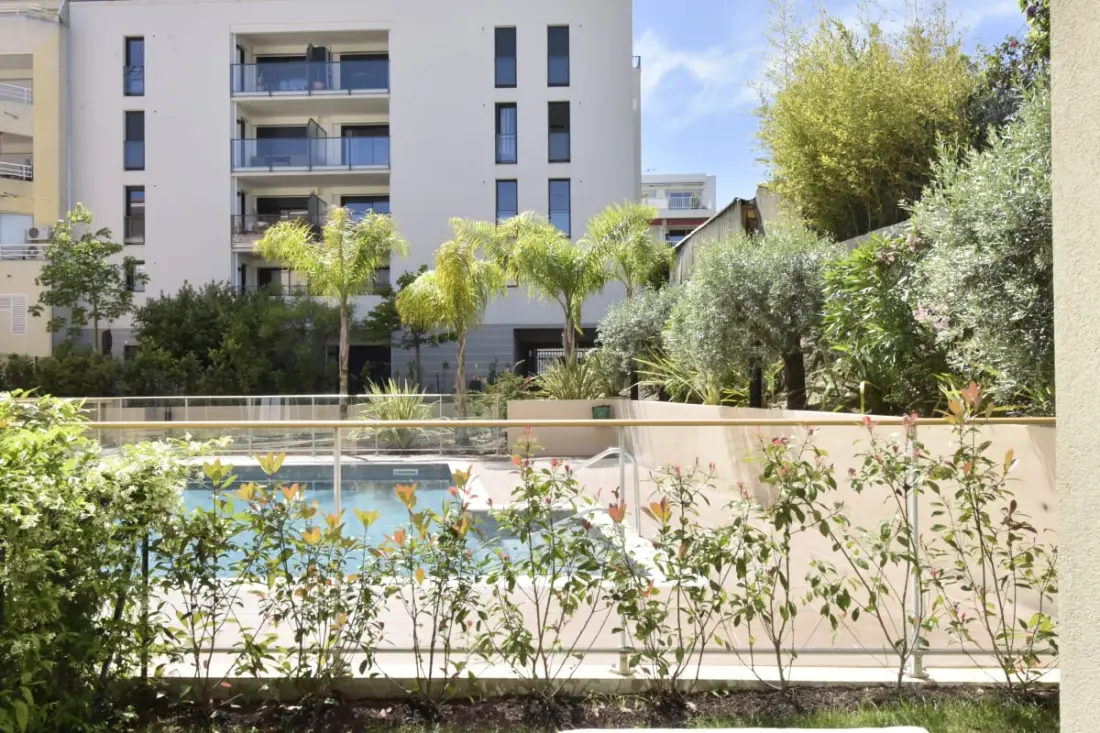 Résidence Rez-de-jardin Palm Beach, Piscine, Plages à Pied