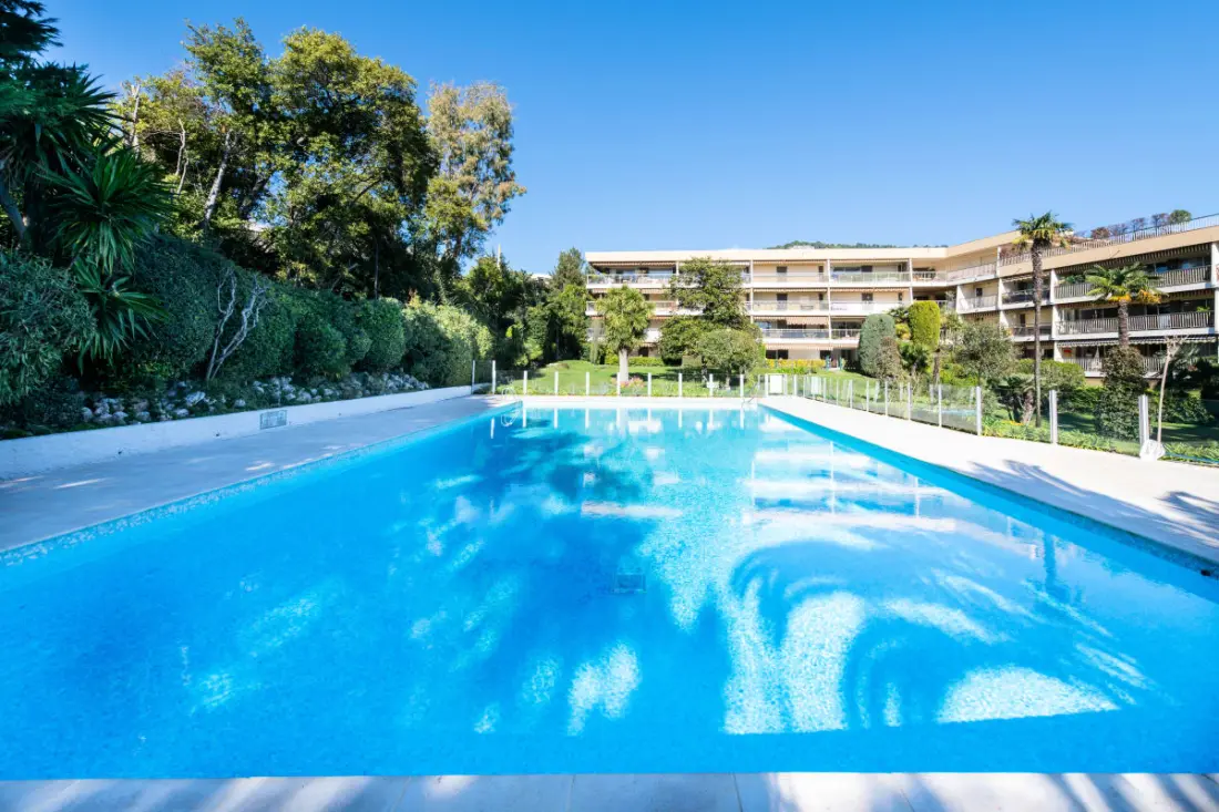 Résidence Spacieux 3p En Résidence Avec Piscine