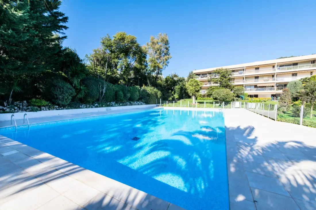 Résidence Spacieux 3p En Résidence Avec Piscine
