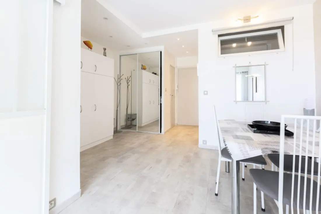 Résidence Florida Studio De 35m² Aperçu Mer Proche De La Croisette