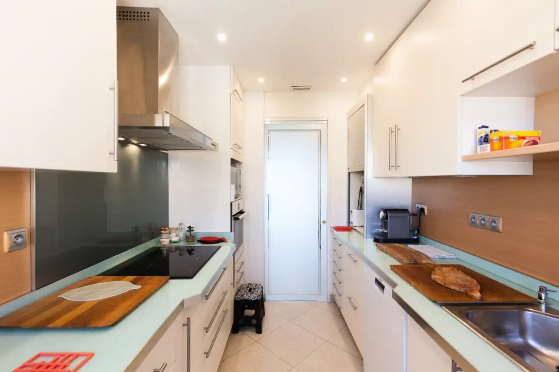 Résidence Vue Mer 95m2 Grande Terrasse Cannes Croisette.