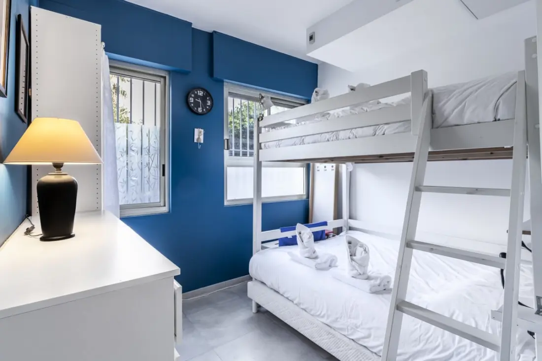 Spacieux 80 M² Avec Immense Terrasse à Cannes