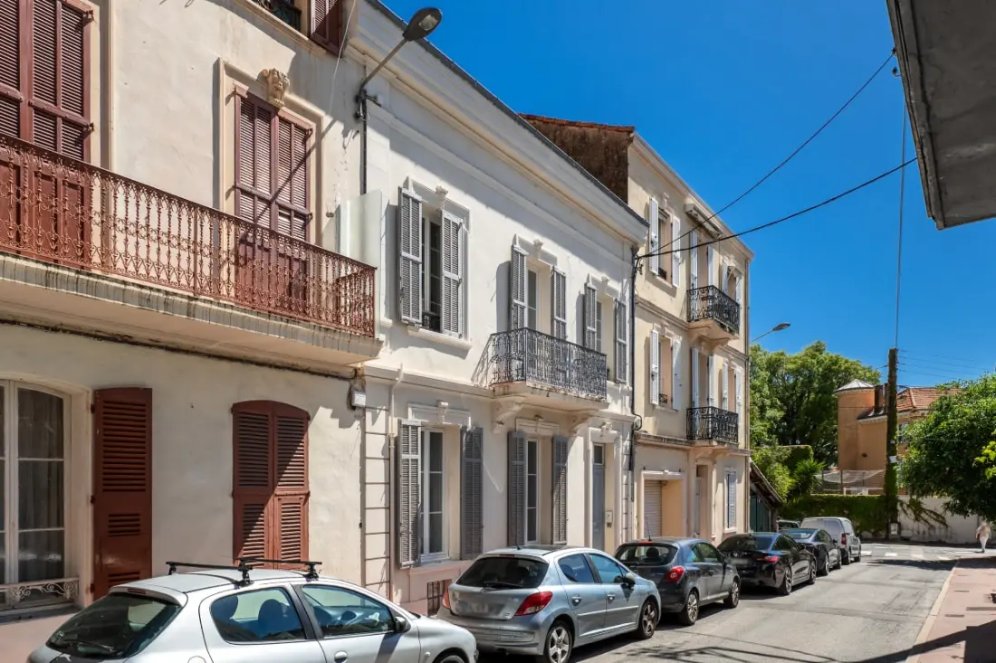 Studio Bella -