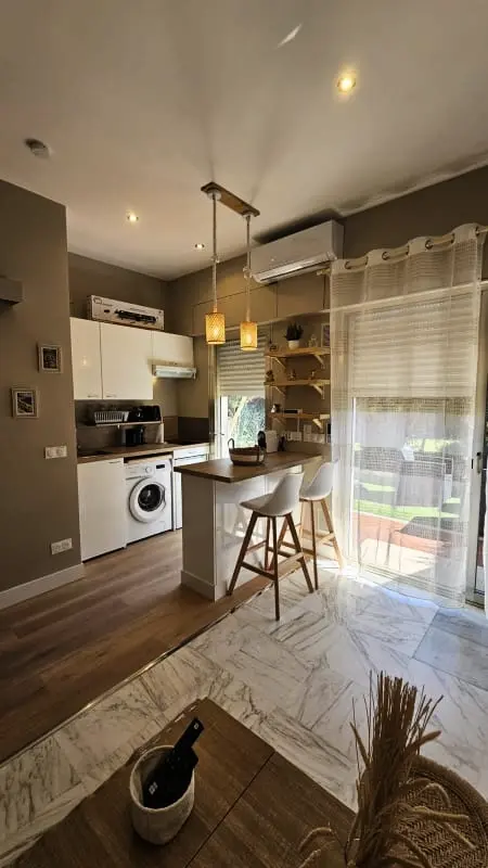 Studio Lumineux Avec Terrasse à Cannes
