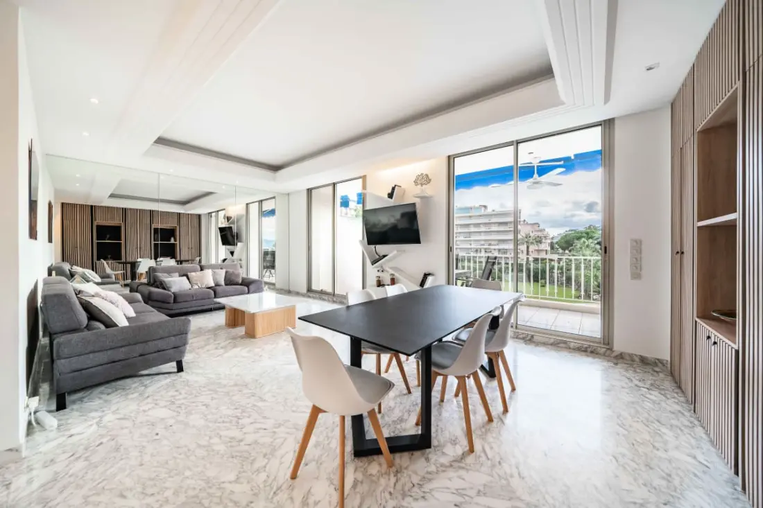 Wonderful 4 Bedroom Apartment In La Croisette