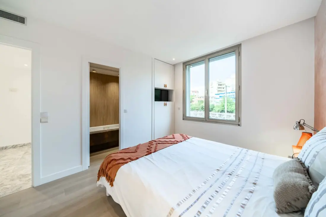 Wonderful 4 Bedroom Apartment In La Croisette