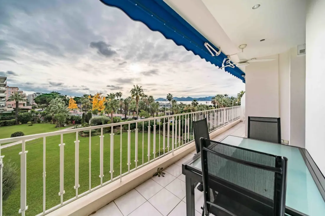 Wonderful 4 Bedroom Apartment In La Croisette