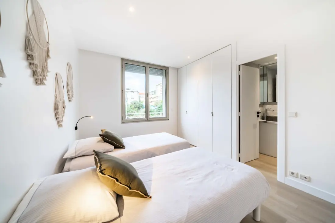 Wonderful 4 Bedroom Apartment In La Croisette