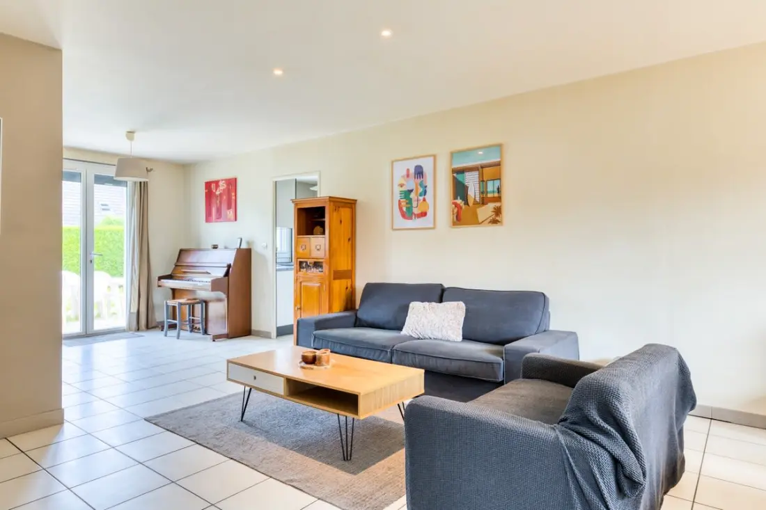 L'olivier, Charmante Maison Avec Parking Et Jardin