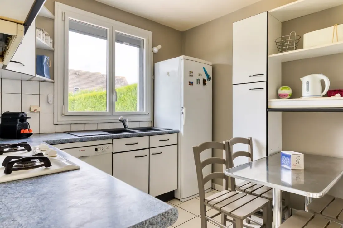 L'olivier, Charmante Maison Avec Parking Et Jardin