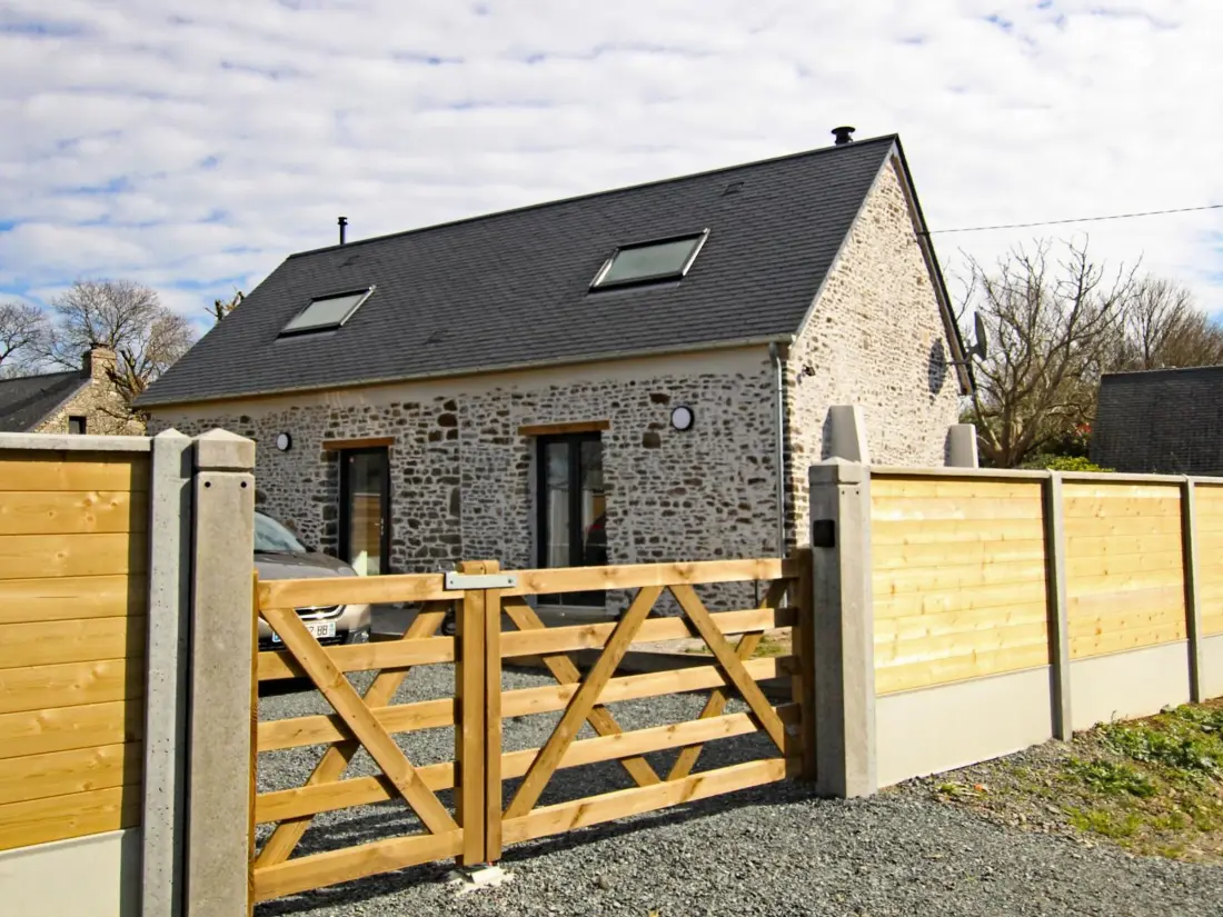 Maison de Vacances Canville-la-Rocque 4