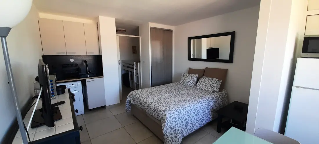 PORT VENUS RESIDENCE