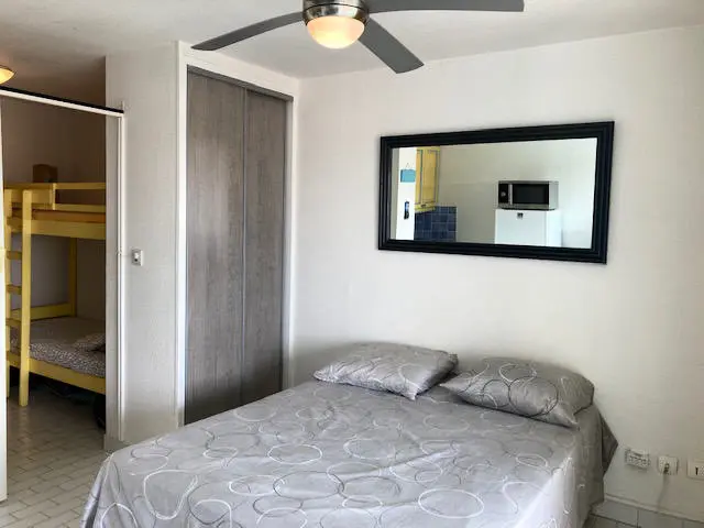 PORT VENUS RESIDENCE
