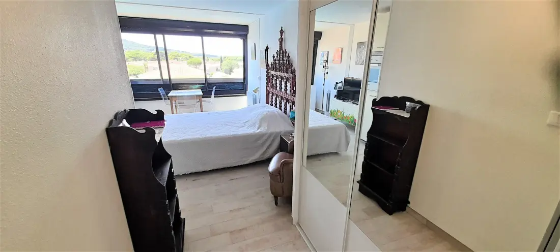 PORT VENUS RESIDENCE