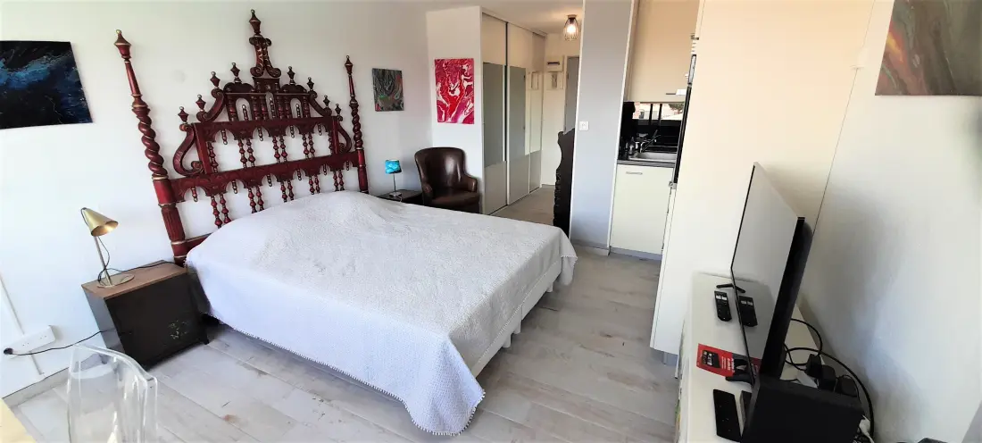 PORT VENUS RESIDENCE