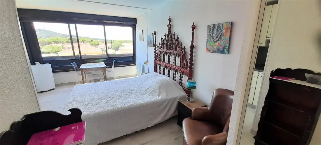 PORT VENUS RESIDENCE