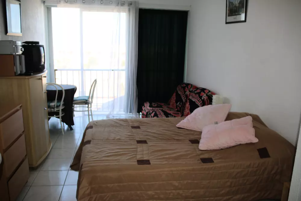 Résidence NATURISTE HELIOPOLIS