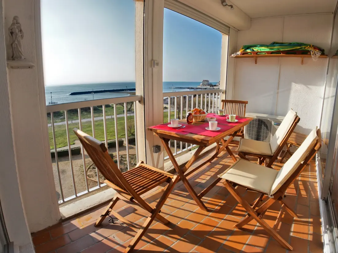 Appartement climatisé face à la plage du Mole - maeva Home