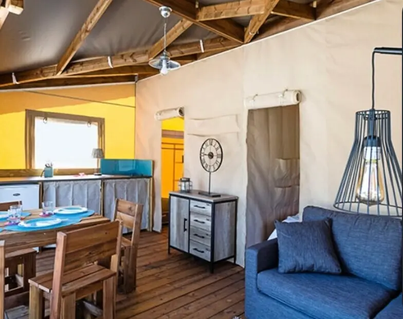 Camping La Tamarissière4 étoiles★★★★