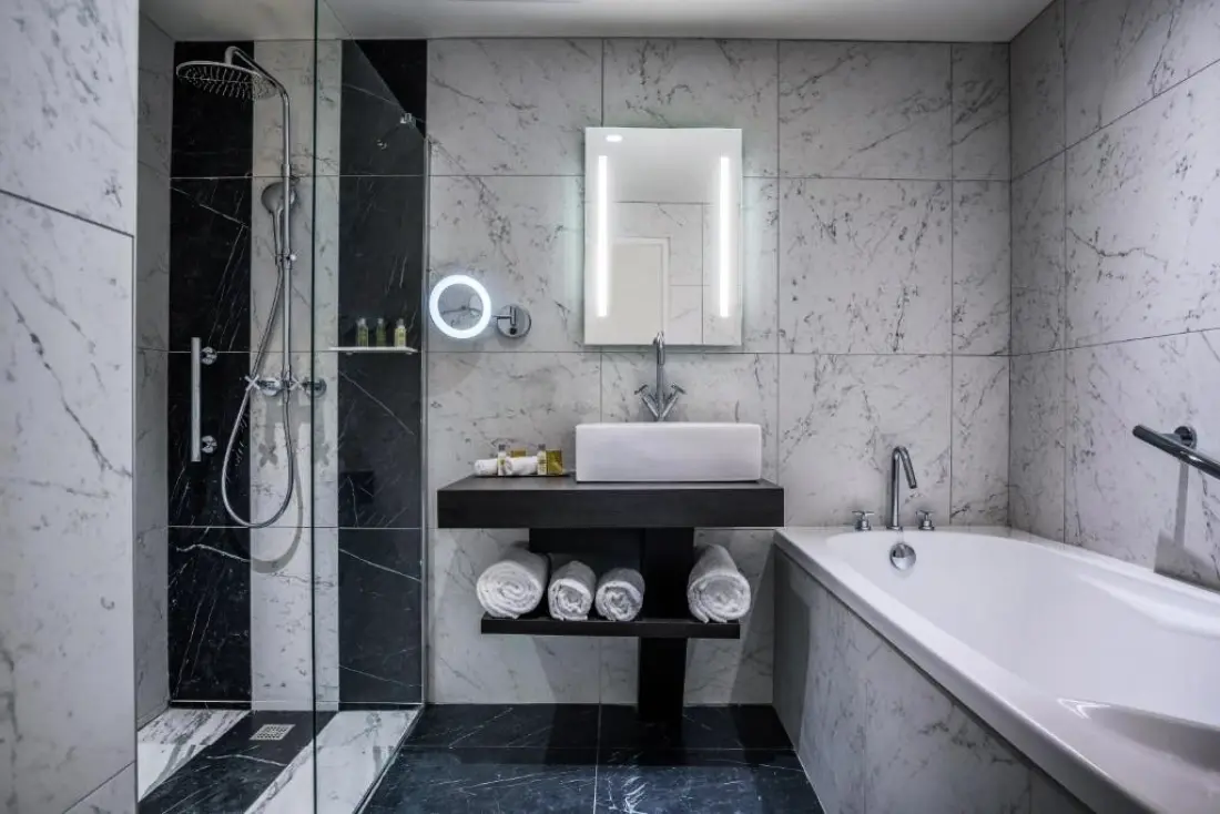 Hôtel du Roi & Spa5 étoiles★★★★★ by SOWELL COLLECTION
