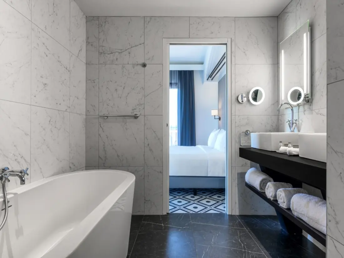 Hôtel du Roi & Spa5 étoiles★★★★★ by SOWELL COLLECTION