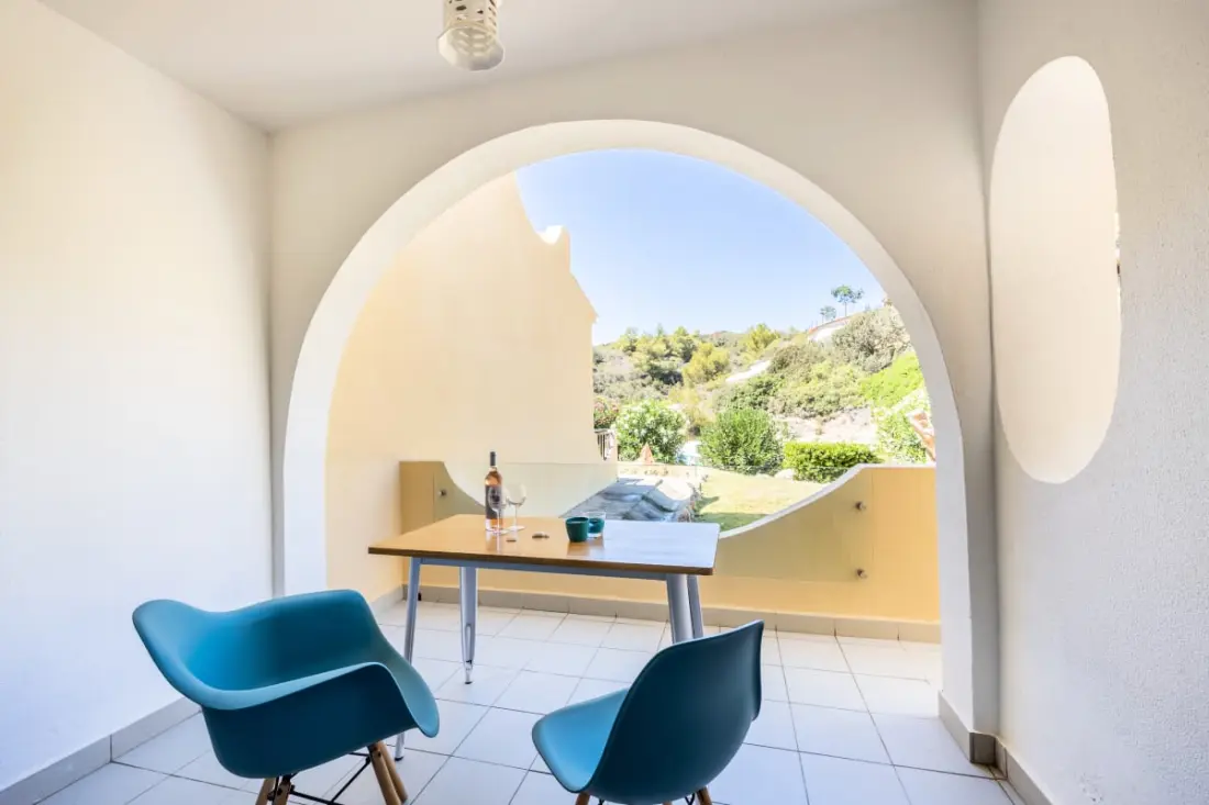 Appartement Melodia Do Mar Directement Sur La Plage De Vale Centeanes !