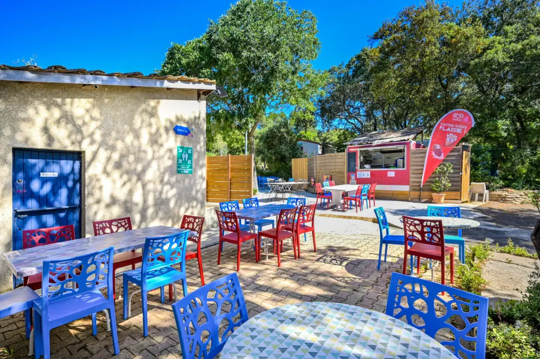 Flower Camping le FONDESPIERRE 3 étoiles★★★