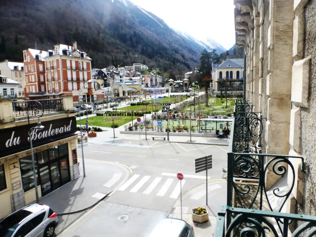 Studio aux Cauterets à 400m des pistes