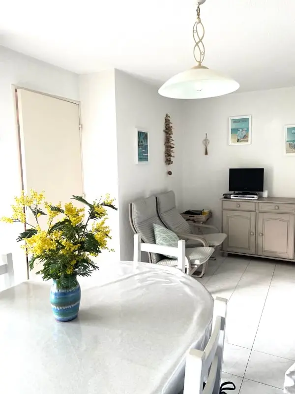 Appartement Avec Terrasse à Cavalaire-sur-mer