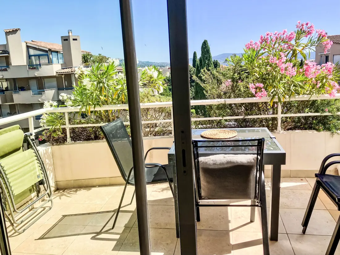 Résidence Wohnung mit Terrasse