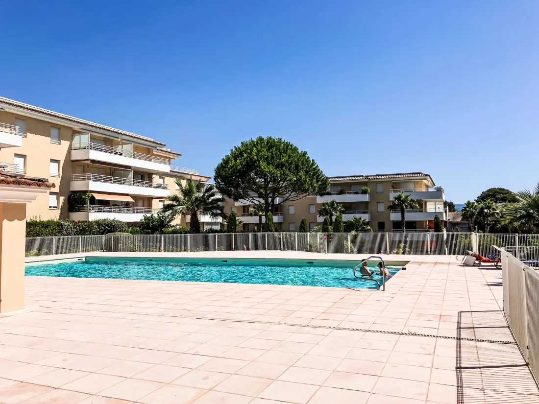 Résidence Wohnung mit Terrasse