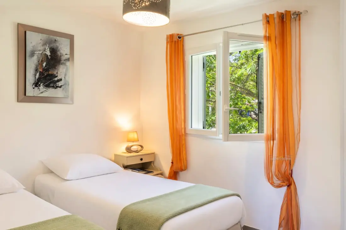 Villa Prunete - Maison De Vacances Avec Jardin à Prunete