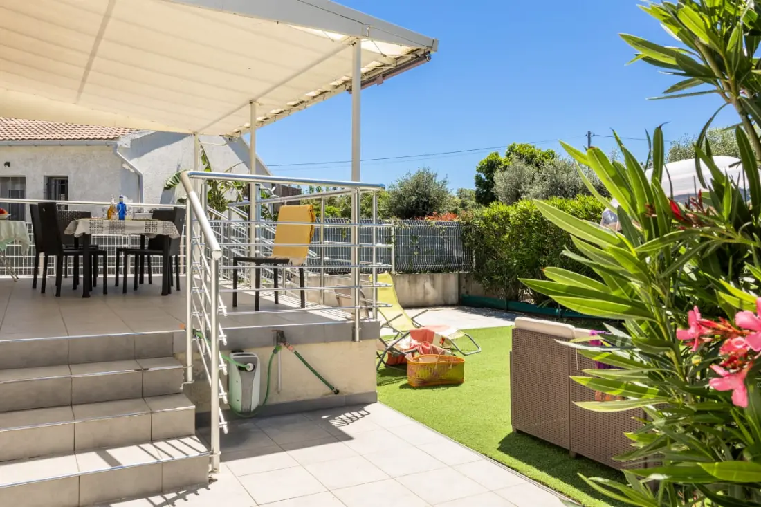 Villa Prunete - Maison De Vacances Avec Jardin à Prunete