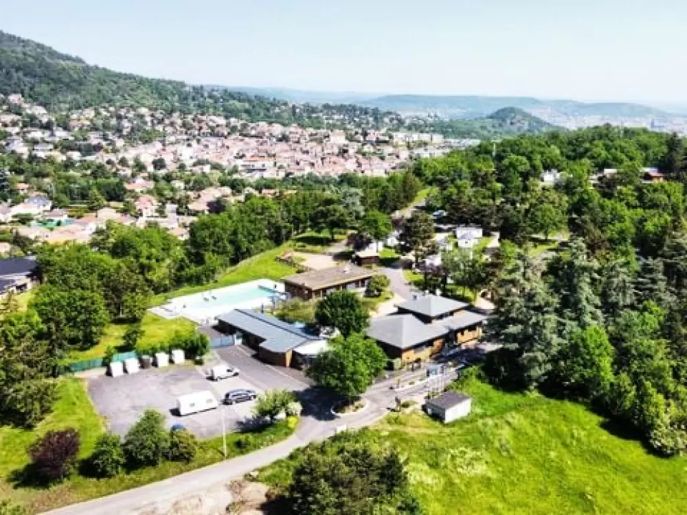 Camping Chanset 3 étoiles★★★