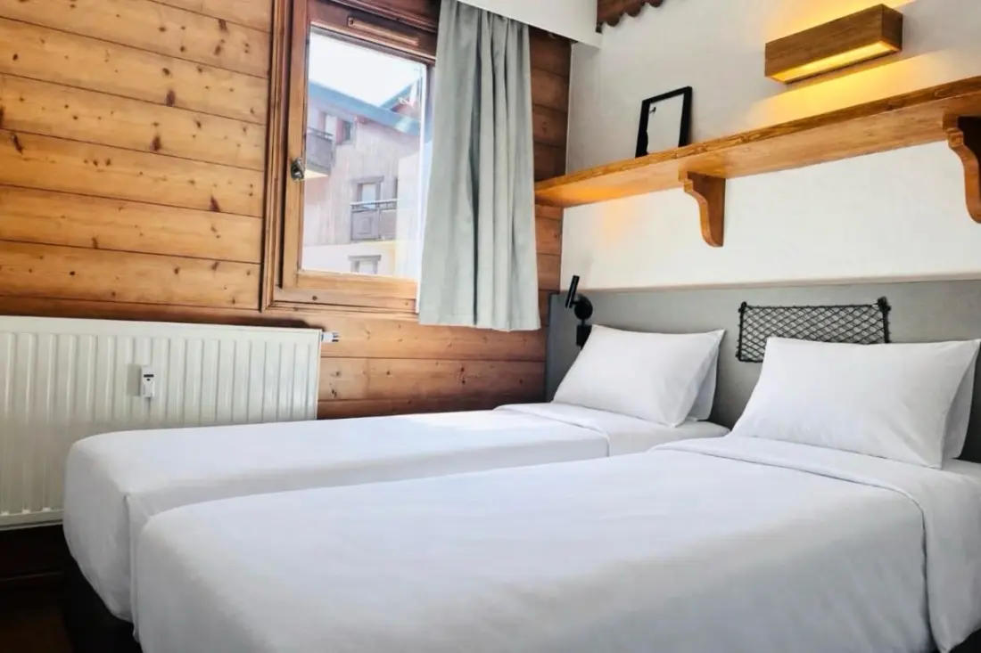 Résidence La Ginabelle Avec Piscine &amp; Balcon.