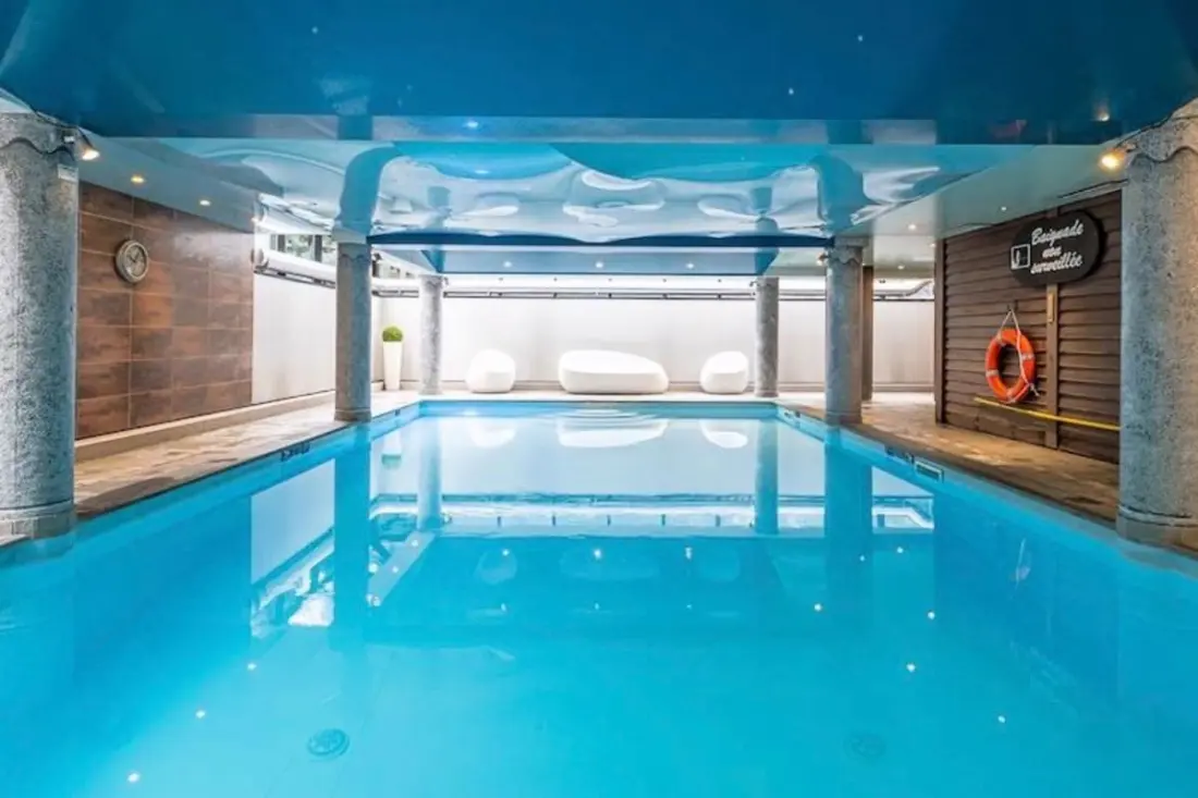 Résidence La Ginabelle Avec Piscine &amp; Balcon.
