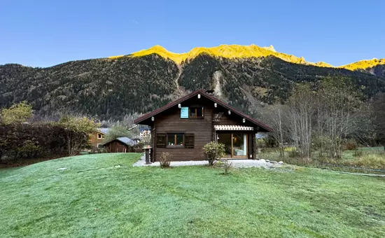 Authentique Chalet Familial Avec Jardin à Chamonix