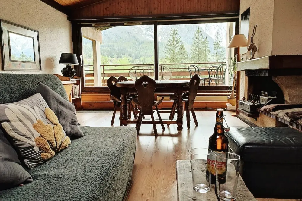 Charmant T3 Avec Terrasse à Chamonix