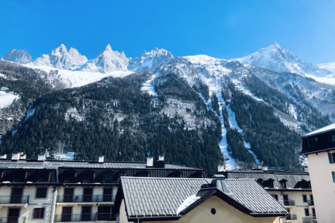 Rue Piétonne Chamonix ~ Terrasse Vue Mont-blanc