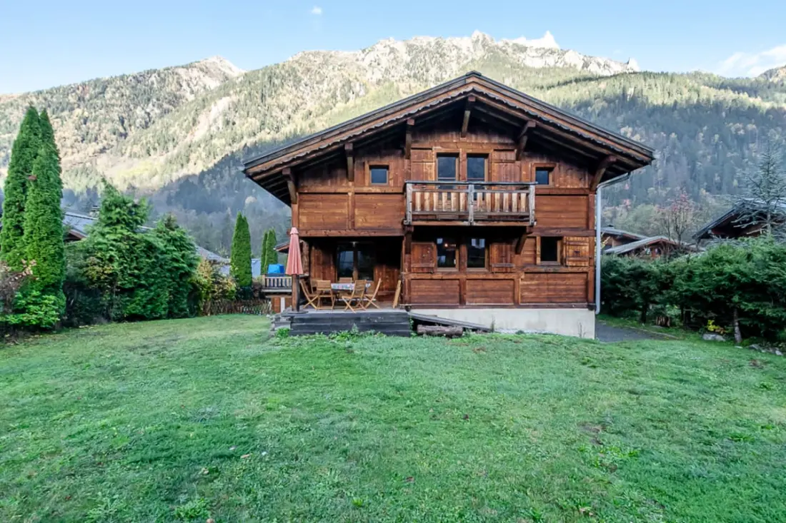 Chalet Familial Avec Terrasse Et Jardin à Chamonix