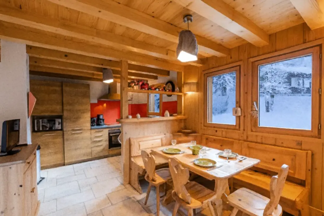 Chalet Familial Avec Terrasse Et Jardin à Chamonix