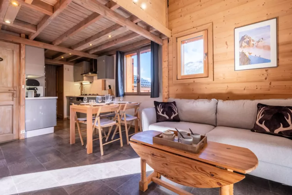 Évasion Alpine Face à L’aiguille Du Midi